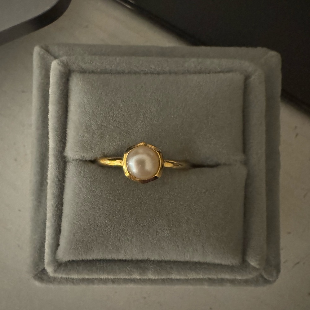 Kendra Scott Pearl Ring